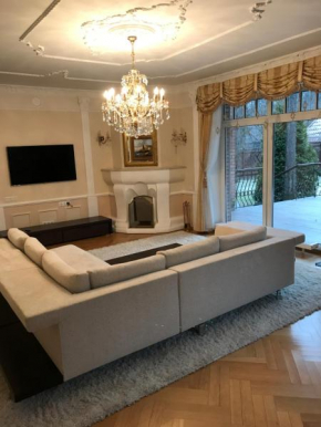 Villa Kopernika 1 Korolyov